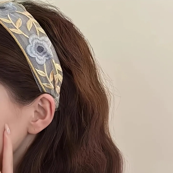 Floral Embroidered Kids Headbands - 3 Pack - Picture 2 of 5